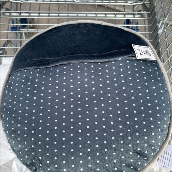 IKEA Gray and Black Cat Face Pillow cushion for bed or sofa new - Picture 2 of 3